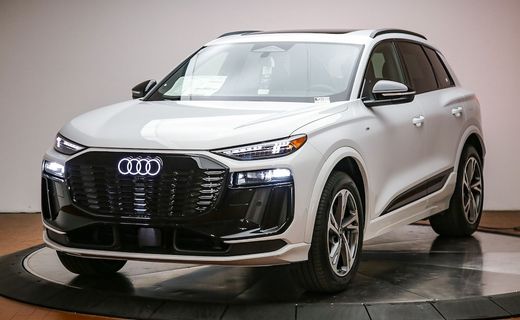 2027 Audi Q6 Premium Plus