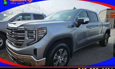 2025 GMC Sierra SLT