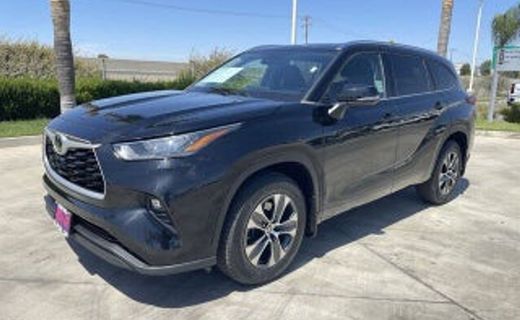 2021 Toyota Highlander XLE NAV