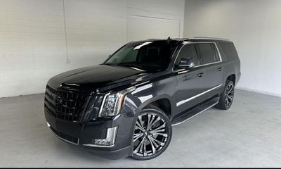2019 Cadillac Escalade ESV Luxury