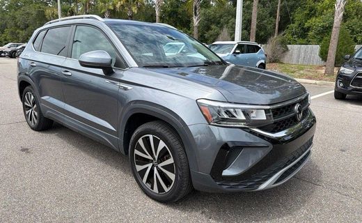 2023 Volkswagen Taos 4MOTION SE