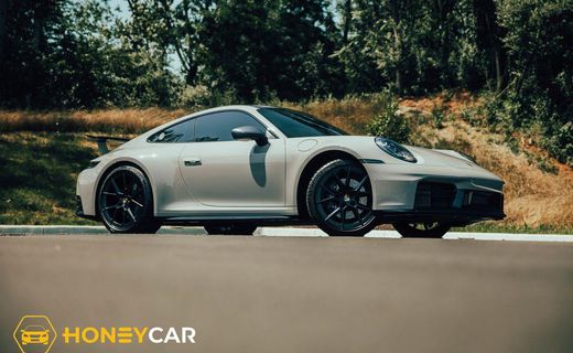 2026 Porsche 911