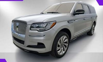 2023 Lincoln Navigator L Reserve