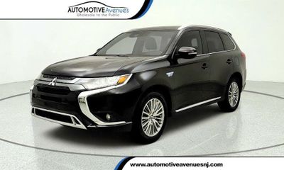 2020 Mitsubishi Outlander FE SEL GT