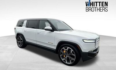 2022 Rivian R1S Launch Edition