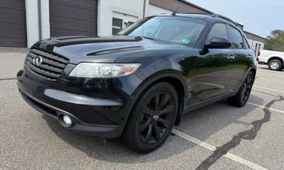 2004 Infiniti FX35 Base