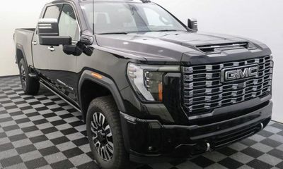 2025 GMC Sierra HD Denali Ultimate