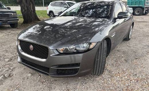 2017 Jaguar XE Premium