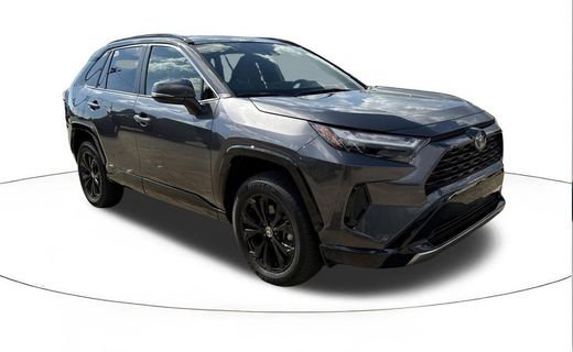 2024 Toyota RAV4 SE