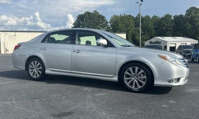 2011 Toyota Avalon Limited Edition