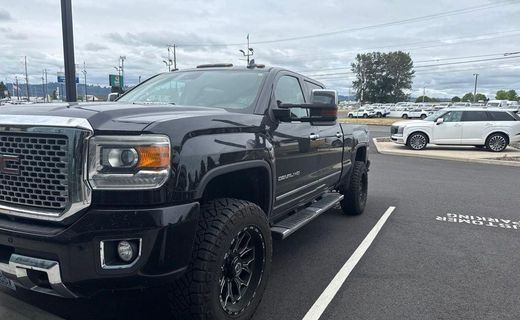 2015 GMC Sierra Denali