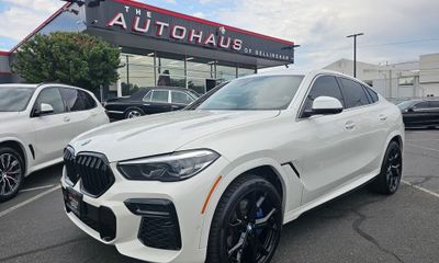 2022 BMW X6 xDrive40i