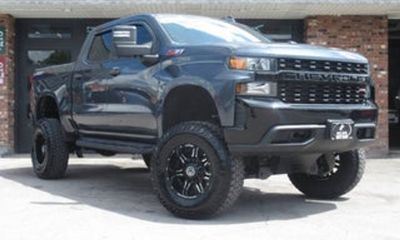 2019 Chevrolet Silverado Trail Boss Custom