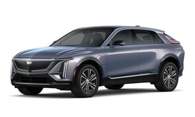 2024 Cadillac Lyriq LUX 2