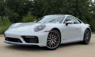 2024 Porsche 911 Carrera S 4S