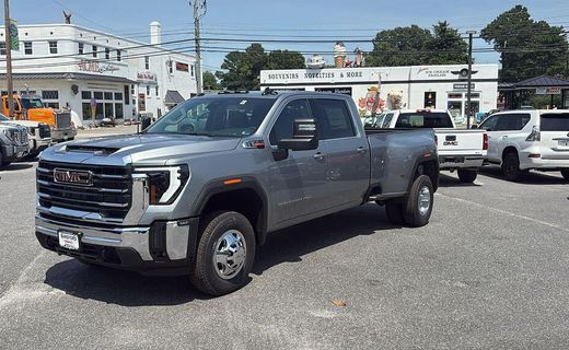 2026 GMC Sierra HD SLE