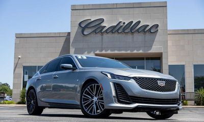 2023 Cadillac CT5 Luxury
