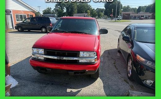 2002 Chevrolet S-10 Pickup XL