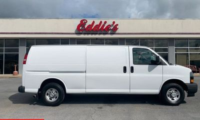 2020 Chevrolet Express EXT