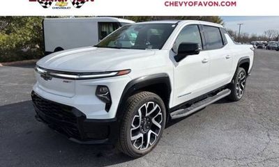 2025 Chevrolet Silverado 3SP RST