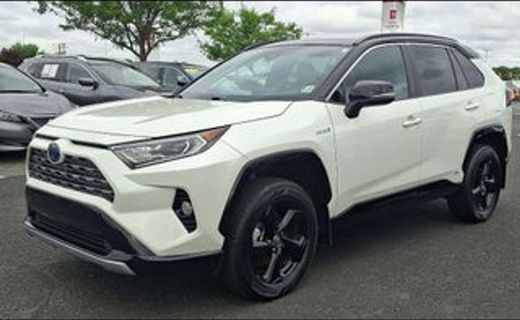 2020 Toyota RAV4 XLE