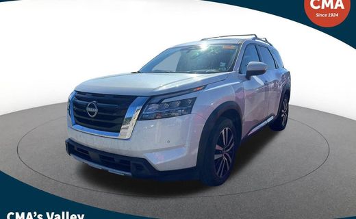 2023 Nissan Pathfinder Platinum