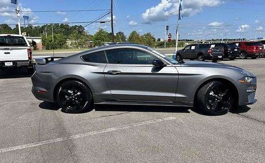 2022 Ford Mustang