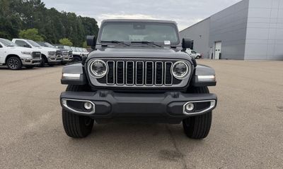 2025 Jeep Wrangler Sahara