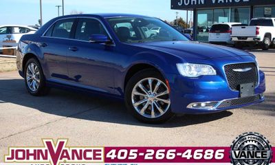 2021 Chrysler 300 Touring