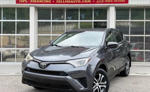 2018 Toyota RAV4 LE