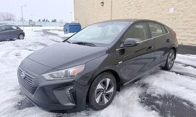 2017 Hyundai Ioniq Blue