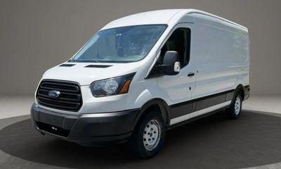 2019 Ford Transit 150 Medium Roof