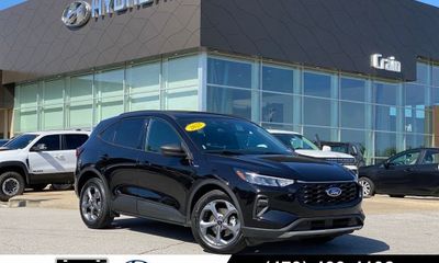 2025 Ford Escape ST Line