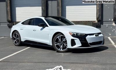 2023 Audi E-Tron GT Quattro Premium Plus