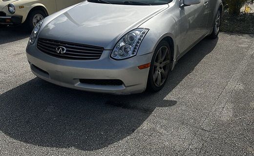 2004 Infiniti G35 Base