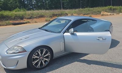 2010 Jaguar XK XKR
