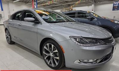 2015 Chrysler 200 200C