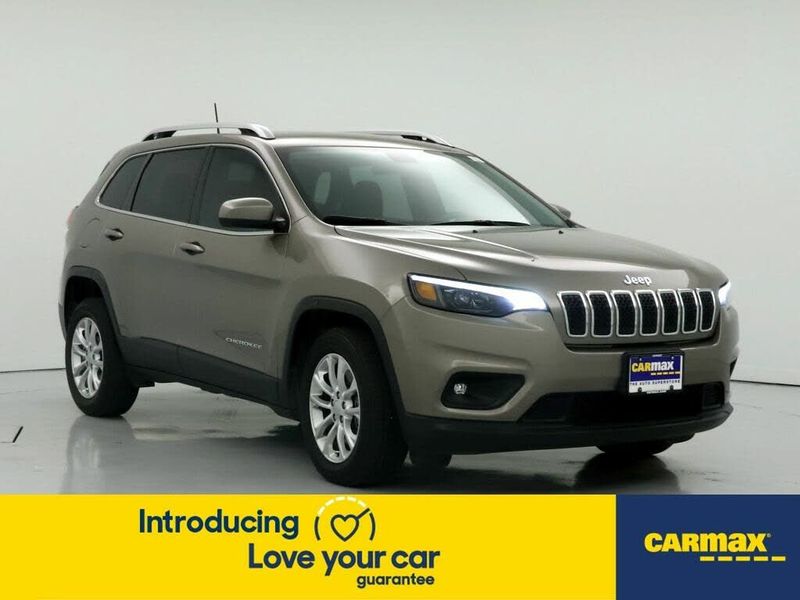 2019 Jeep Cherokee — a typically priced live listing