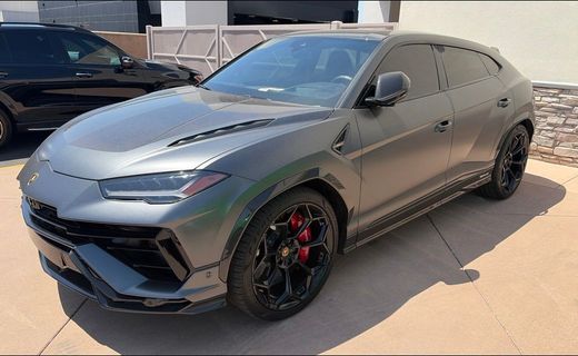 2024 Lamborghini Urus Performante
