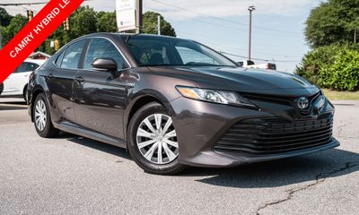 2018 Toyota Camry LE Hybrid