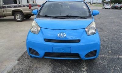 2013 Toyota Scion IQ
