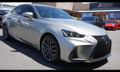 2018 Lexus IS 300