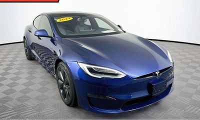 2021 Tesla Model S Long Range
