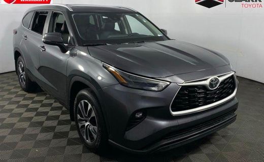 2024 Toyota Highlander XLE