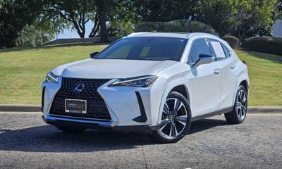 2022 Lexus UX 200 Premium