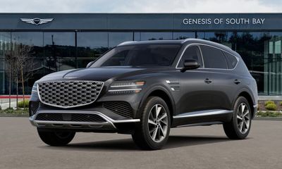 2027 Genesis GV80