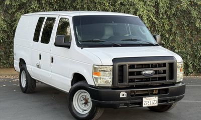 2010 Ford E-250