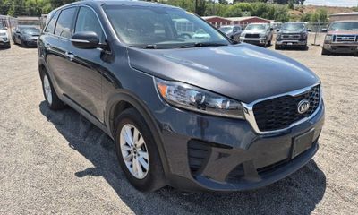 2019 Kia Sorento L LX S