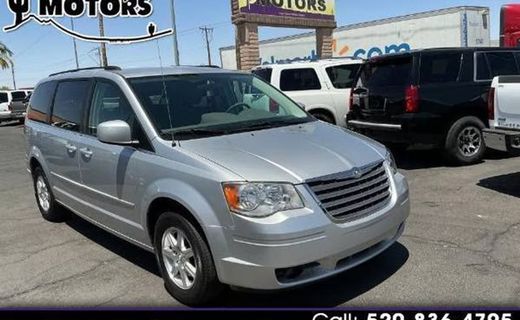 2008 Chrysler Town AND Country