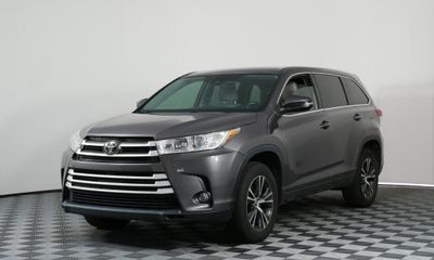 2017 Toyota Highlander LE Plus